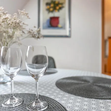 Weise アパート Schafstedt